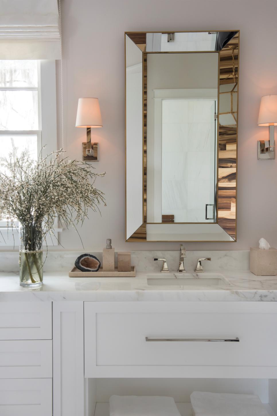 Transitional Bathroom With White Vanity and Mont Blanc ...