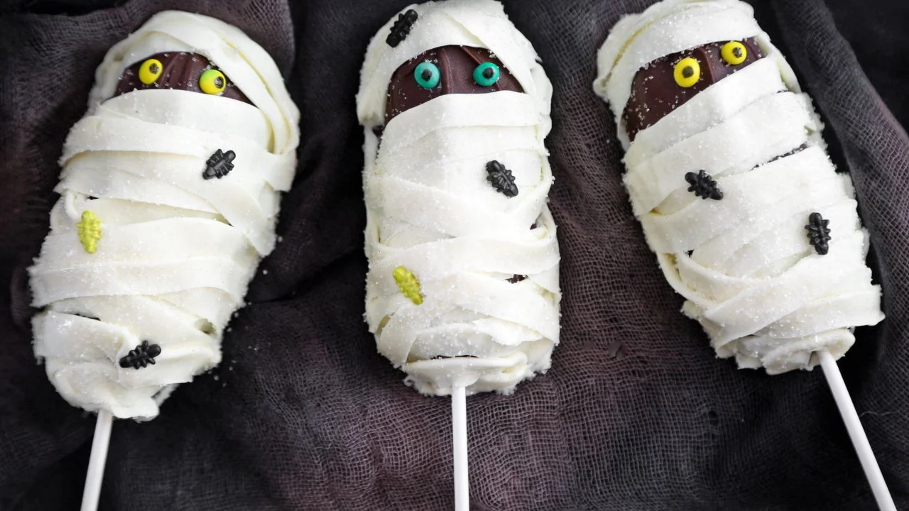 Easy Mummy Cake Pops | HGTV