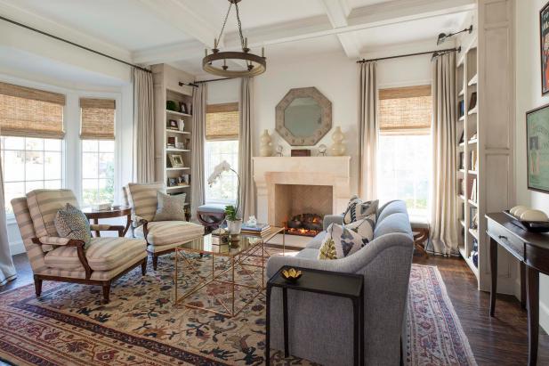 Traditional Living Room With Bamboo Window Blinds Light 