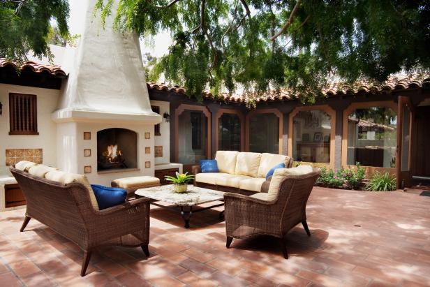 Spanish Colonial Revival Offers Space for Year-Round Entertaining | IS ...