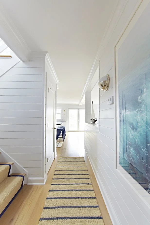 Narrow Hallway Decor Ideas: Stunning Tips to Maximize Space