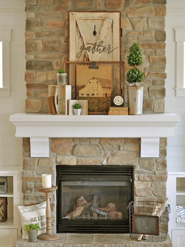 Farmhouse Chic Mantel Decor