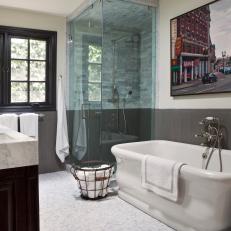 Relaxing Master Bathroom With Shower & Soaking Tub