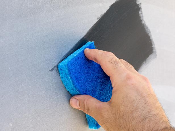 Learn how to make an outdoor chalkboard