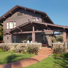 Craftsman House With Curb Appeal