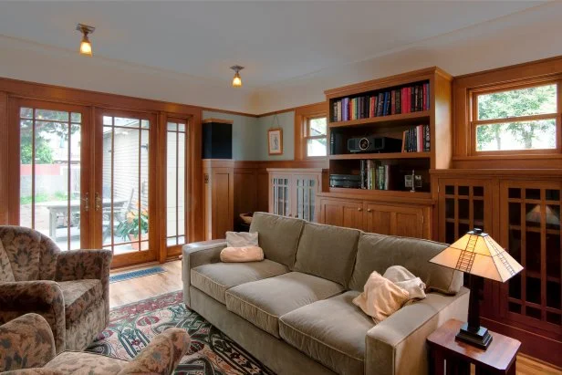 Craftsman Style Living Room Furniture: Timeless Elegance