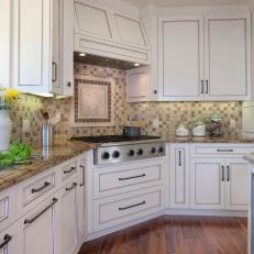 White Traditional Kitchen With Cooktop