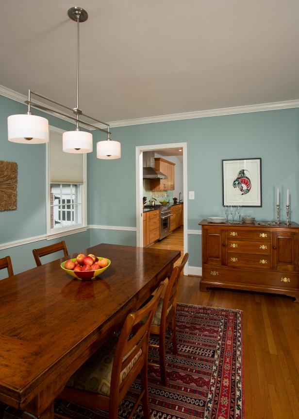 Red And Blue Dining Room - Ask Maria: About Carpets, Oak Cabinets & Dining Chairs ... / Blue and red is the newest design power couple, but you don't have to have an americana aesthetic to pull it off in your own home.