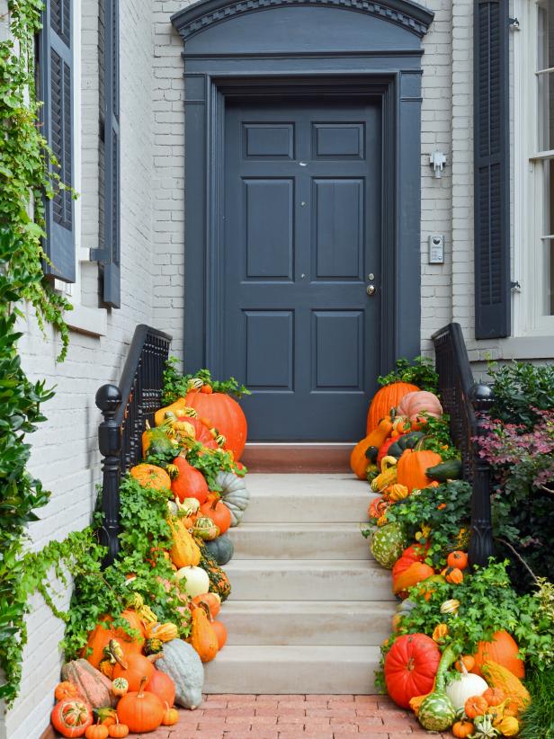 60 Fall Porch Decorating Ideas Fall Front Porch And Patio Decor Hgtv 4325