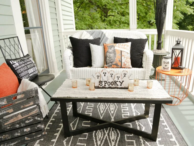 front porch decor