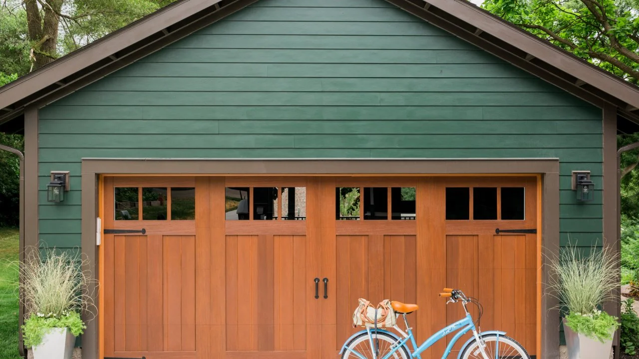 Garage + Courtyard Pictures From HGTV Urban Oasis 2016 | HGTV