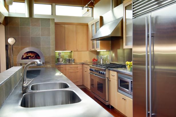 Contemporary Neutral Kitchen 