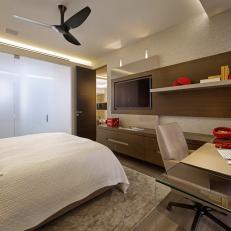 Neutral Modern Bedroom With Desk