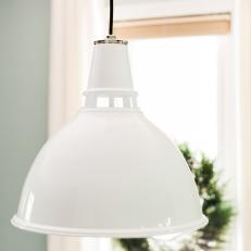 Adding Big Holiday Style to a Small Breakfast Nook: Bright White Light 