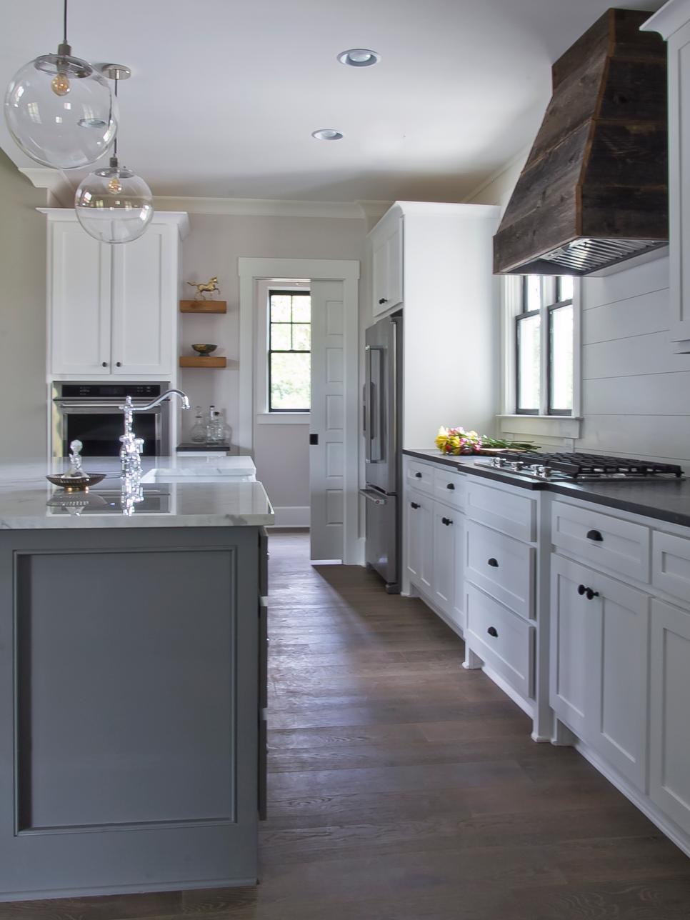 farmhouse kitchen hgtv hood rustic kitchens vent river casual wood lineberry austin building