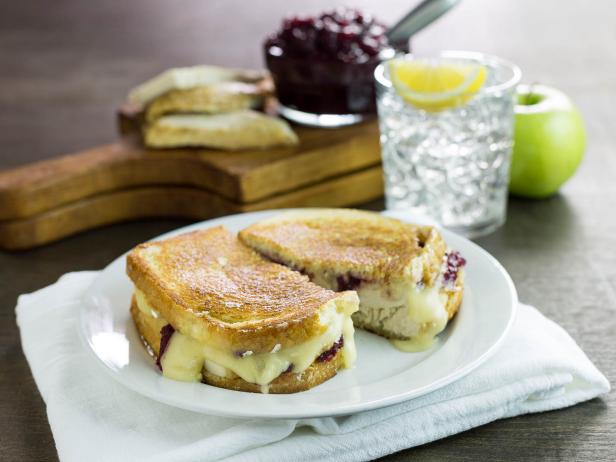 Turkey and Brie Sandwich with Cranberry Sauce
