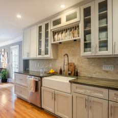 Neutral Open Plan Transitional Kitchen With Wood Floor