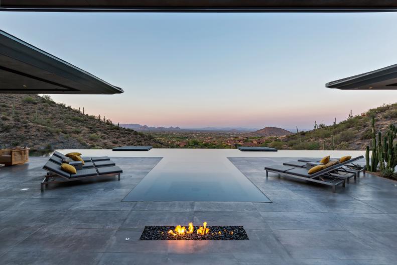 Contemporary Outdoor Space With Infinity Pool and Desert View