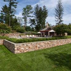 Natural Stone Backyard Retaining Wall 