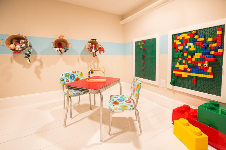 Kid Zone with LEGO Wall 
