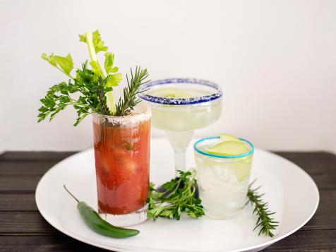 Boozy Infusions: Turn Ordinary Alcohol Into a Mixology Masterpiece