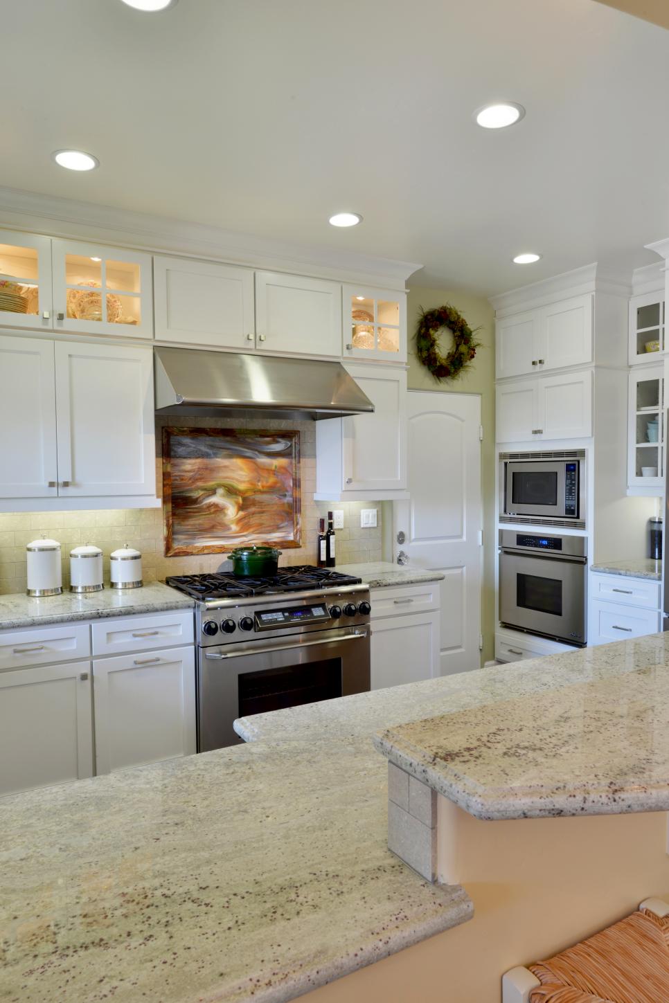 Durable, Stylish Materials Help Create the Perfect Kitchen for a Busy ...