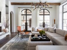 A Houston estate has a minimalist, unique aesthetic highlighted by architectural details. Designer Marie Flanigan embraced Old World, rustic and contemporary furnishings, accessories and artwork to create a truly singular -- and beautiful -- home.