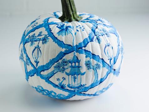 How to Make a Chinoiserie Halloween Pumpkin