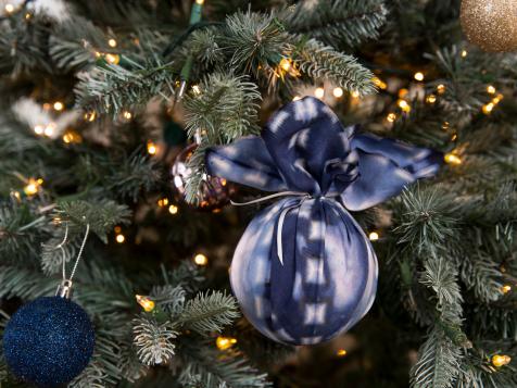 How to Make Shibori-Dyed Christmas Ornaments