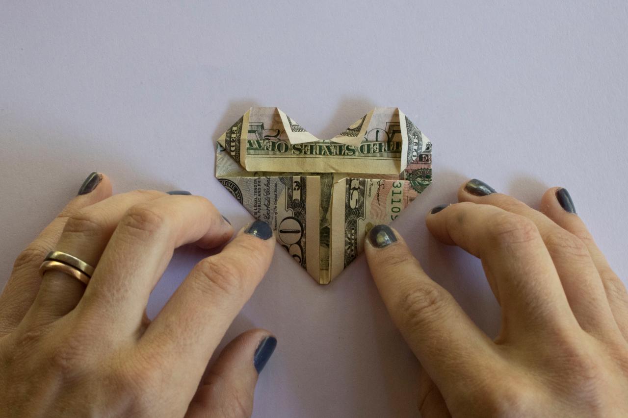 How To Make A Money Heart Origami