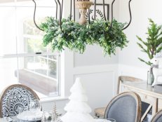 Rustic Holiday Dining Table