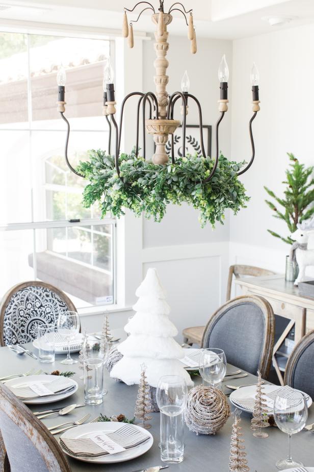 Rustic Holiday Dining Table