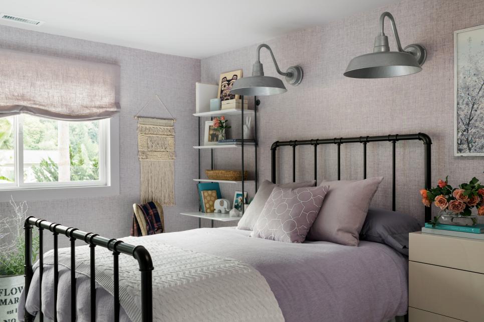 Lavender Cottage Bedroom 