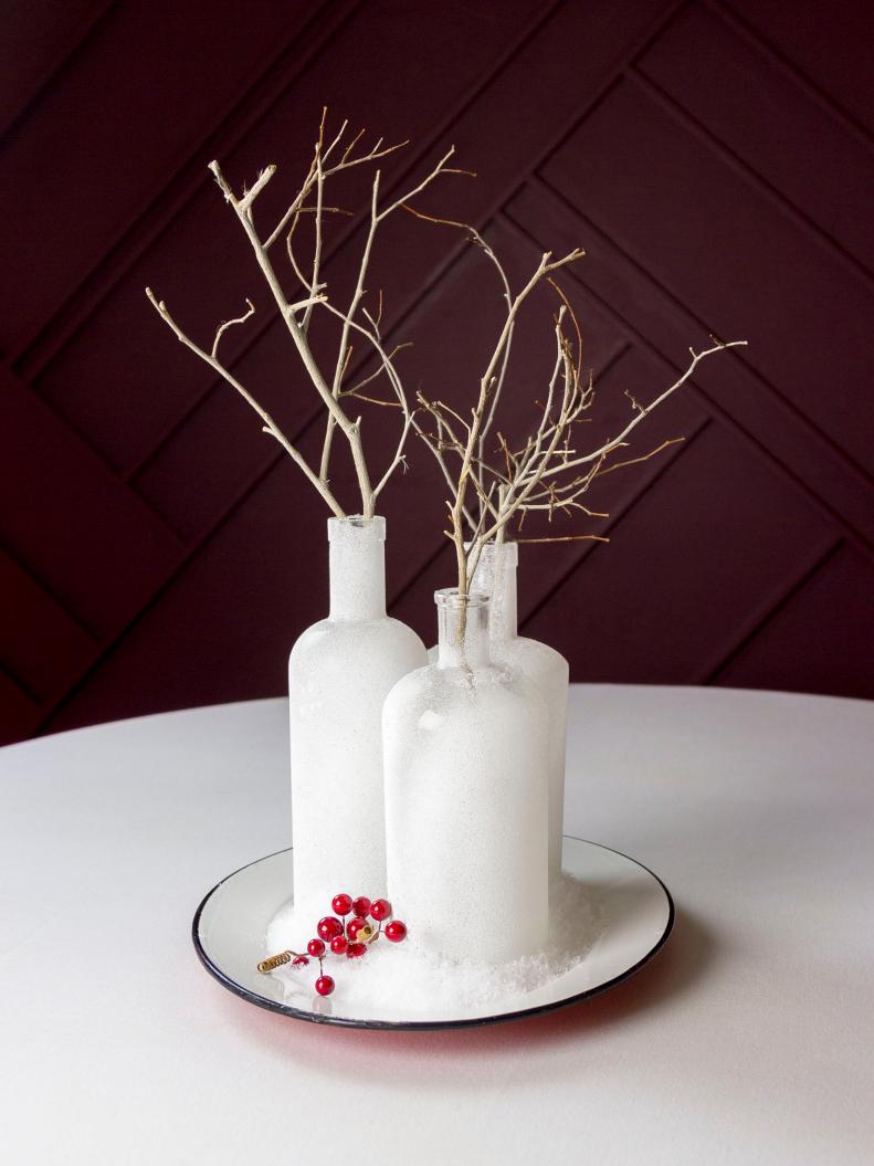 HGTV shows you how to make 5 minutes centerpieces for the holidays