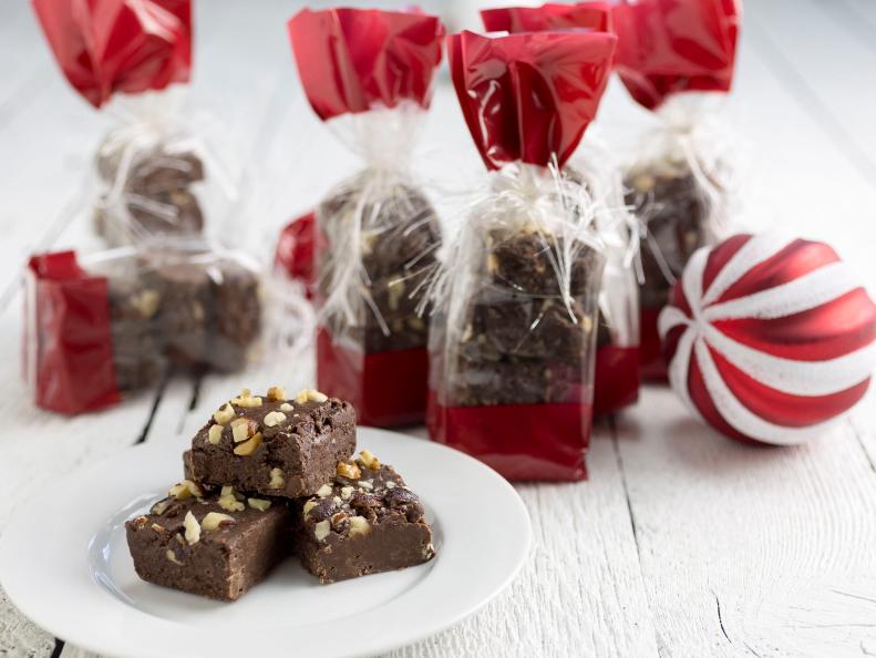 HGTV shows you how to make big batch small gifts for the holidays
