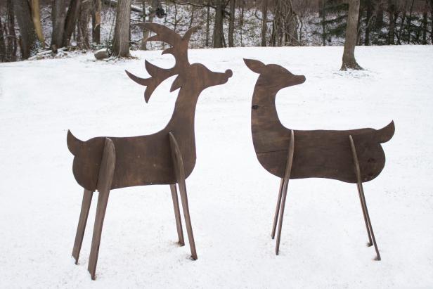 How to build a set of plywood deer for your yard.