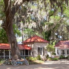 Guest Cottage for Historic Savannah Home
