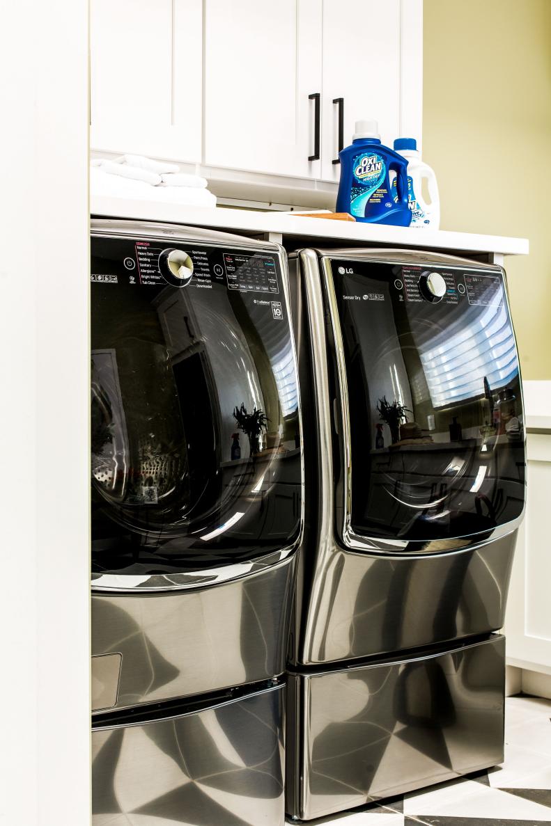 Front-loading, high-efficiency, graphite steel washer and dryer