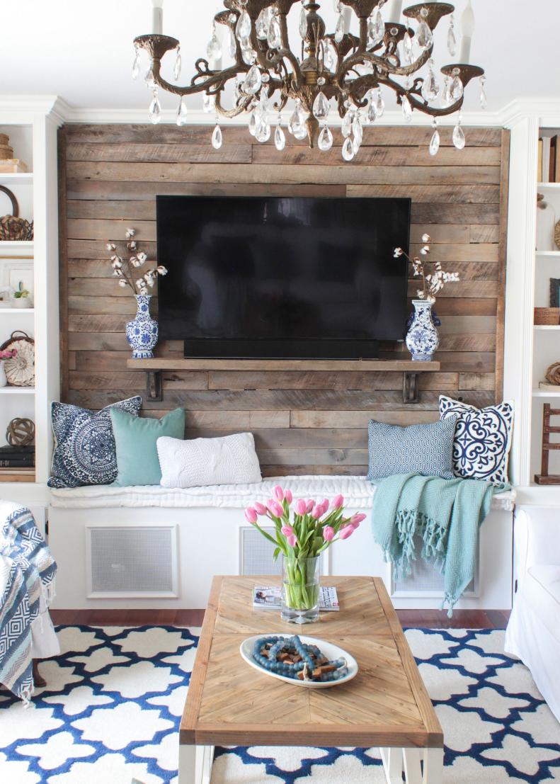 Living Room With DIY Pallet Wall, Storage Bench, Built-Ins