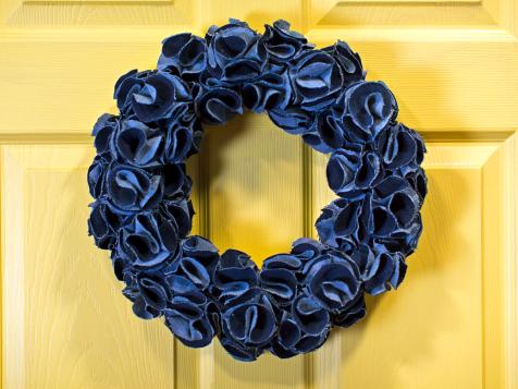 How to Make an Upcycled Denim Wreath