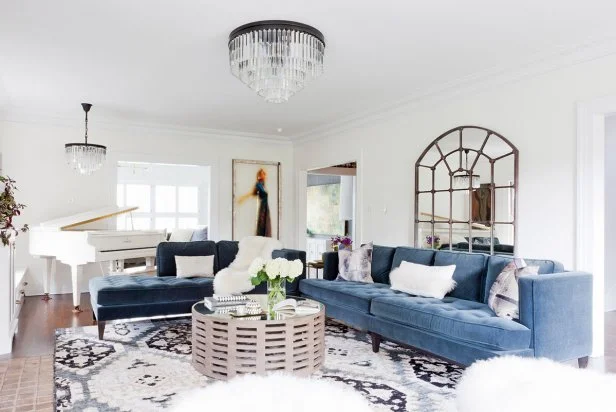 How to Arrange Two Different Sofas in Living Room: Expert Tips