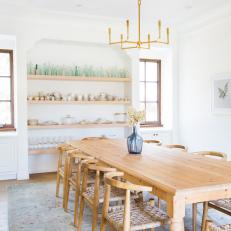 Country Dining Room With Wood Table