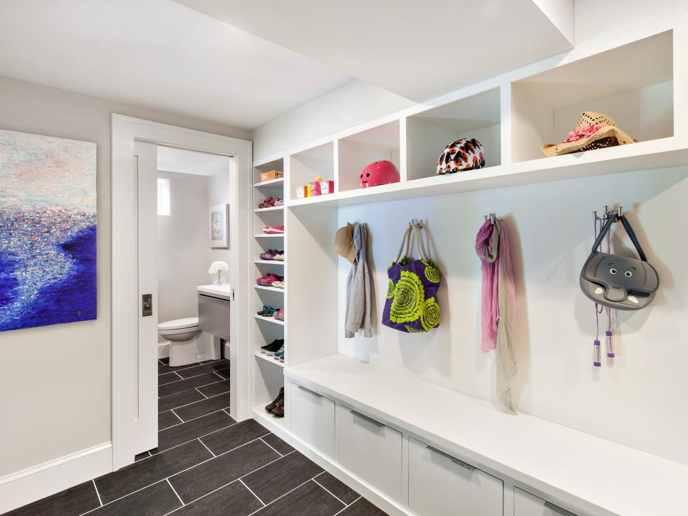 Featured image of post Laundry Room Mudroom Bathroom Combo