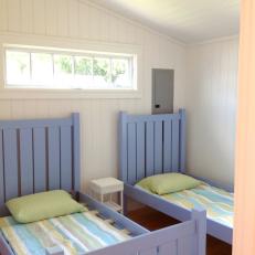 Periwinkle Beds in Small Beach Cottage Guest Room