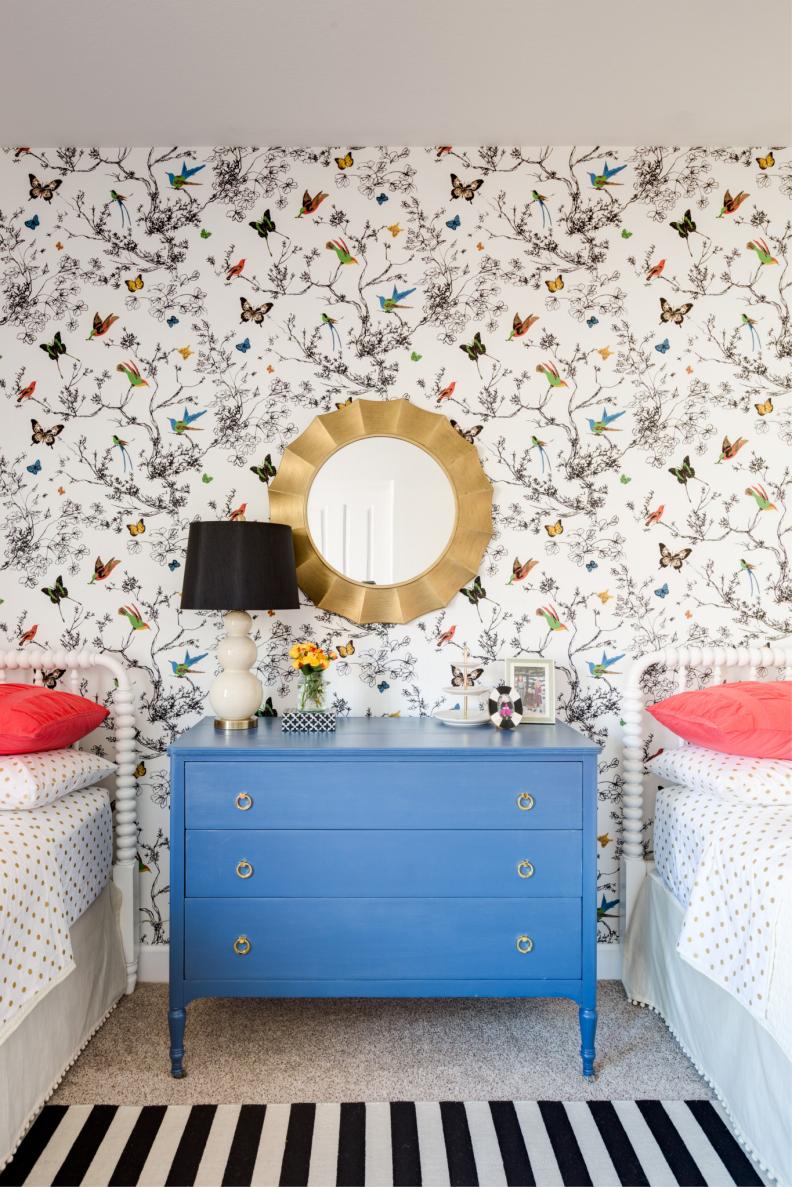 Contemporary girls' room