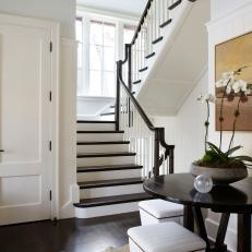 Ebony Adds Contrast to Neutral Staircase