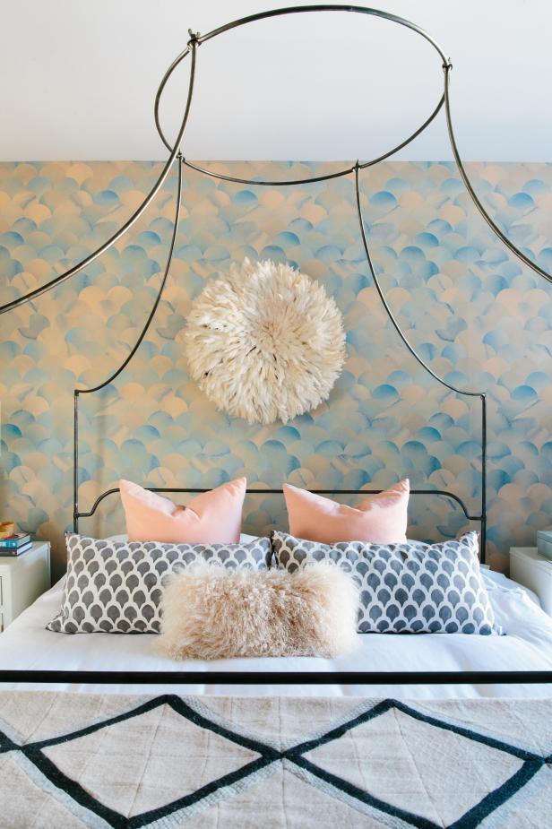Bedroom With Pink-and-Blue Wallpaper and Canopy Bed