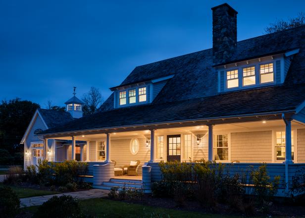 Landscape Lighting How To Choose And, Farmhouse Style Landscape Lighting