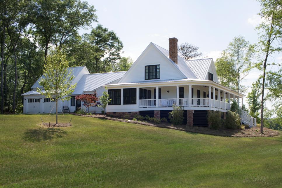 Farmhouse With Wraparound Porch, Wrap Around Porch Designs