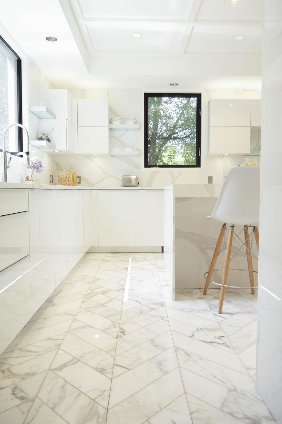 White Marble Floors In Kitchen – Flooring Tips